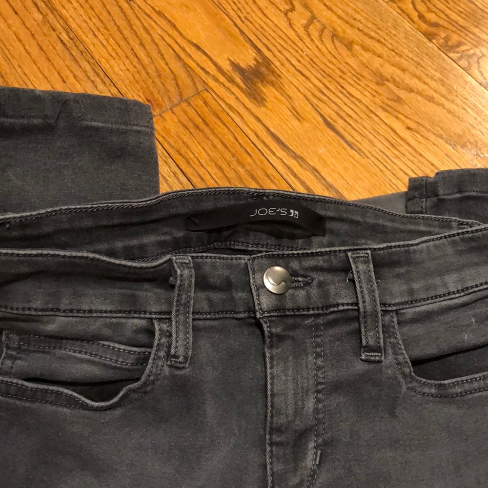 Joe’s Jeans, Womens 28, “the skinny”, gray
